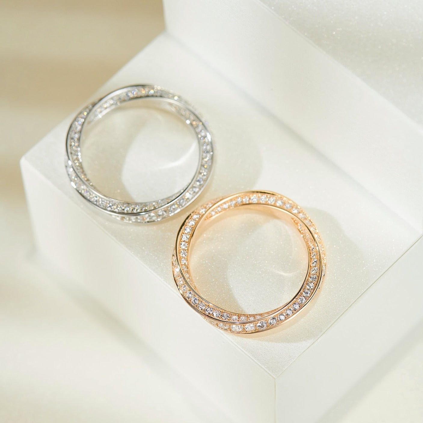 SPIRAL DIAMOND RING