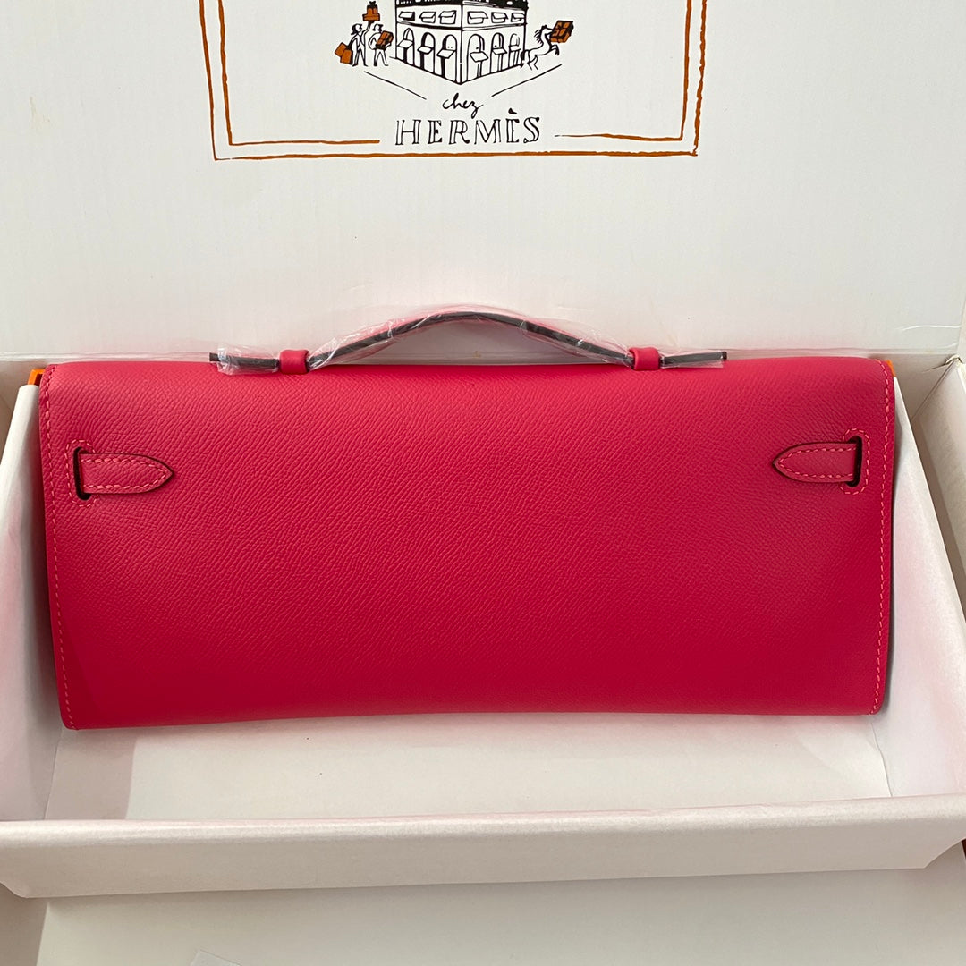 KELLY CUT 31 IN CHERRY RED CALFSKIN WITH SILVER HARDWARE