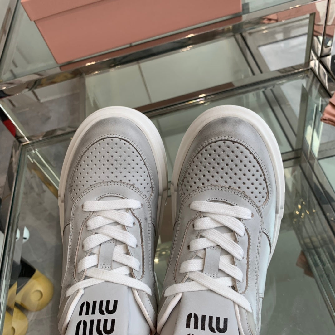Sneakers Thick-soled Light Gray Cowhide