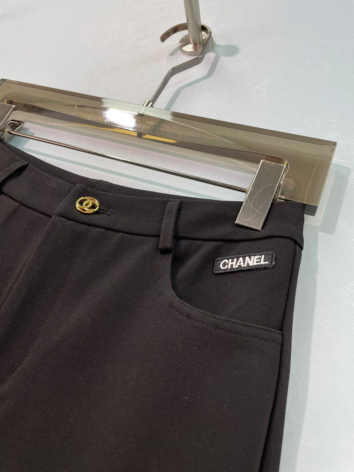 CHANEL 26S HIGH-WAIST FLARED PANTS 1706