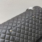 CC CLASSIC FLAP BAG 46 IN BLACK QUILTED CALFSKIN