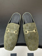 GUCCI 26S HORSEBIT MULE IN OLIVE GREEN SUEDE