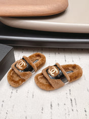 CHANEL 26S SLIDE SANDALS IN BROWN SHEARLING AND BLACK STRAP