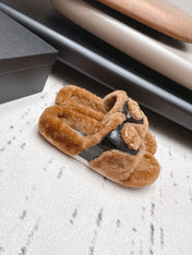 CHANEL 26S SLIDE SANDALS IN BROWN SHEARLING AND BLACK STRAP