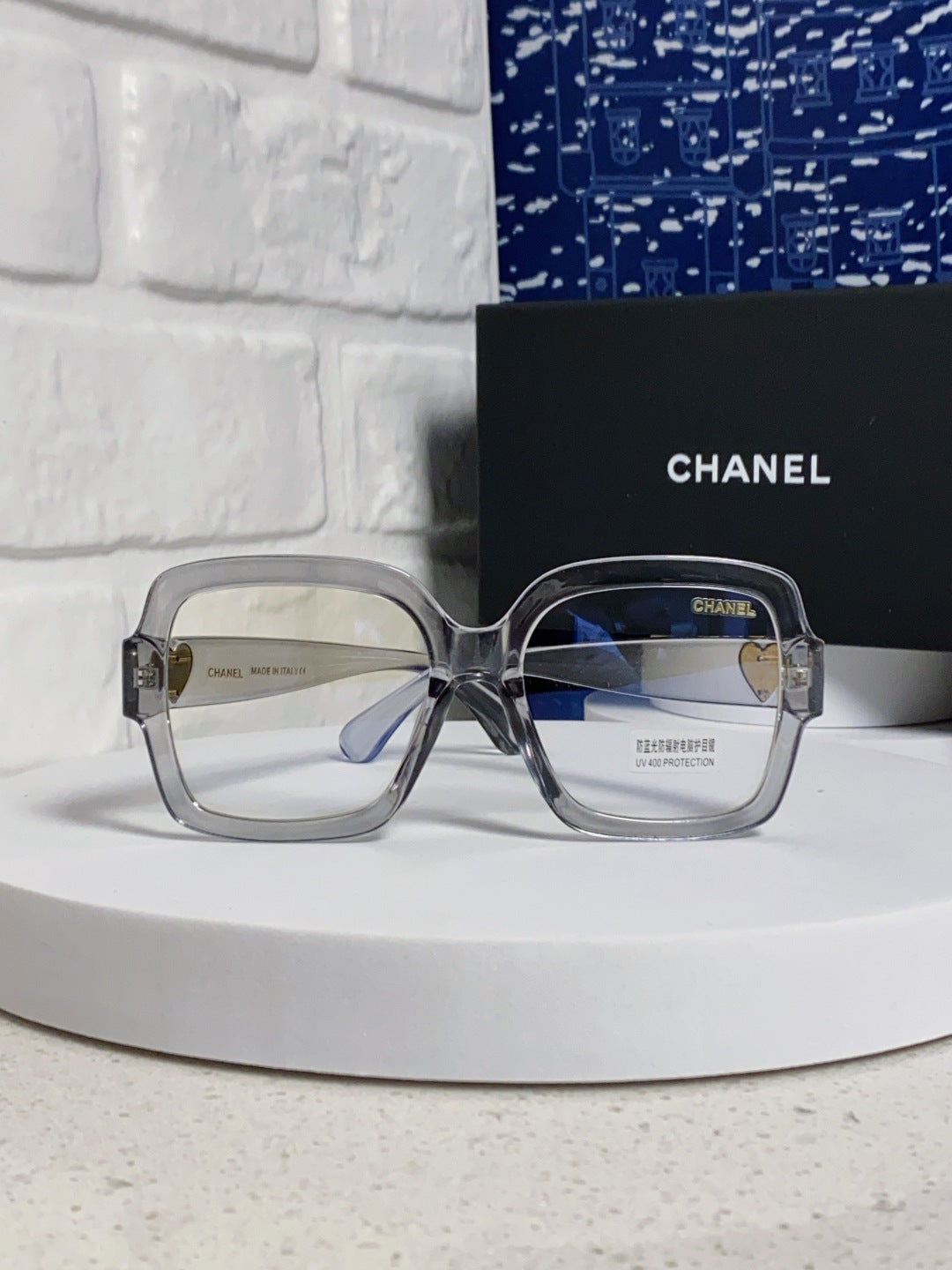 CHANEL 26S OVERSIZED SQUARE FRAME IN GREY ACETATE 404746