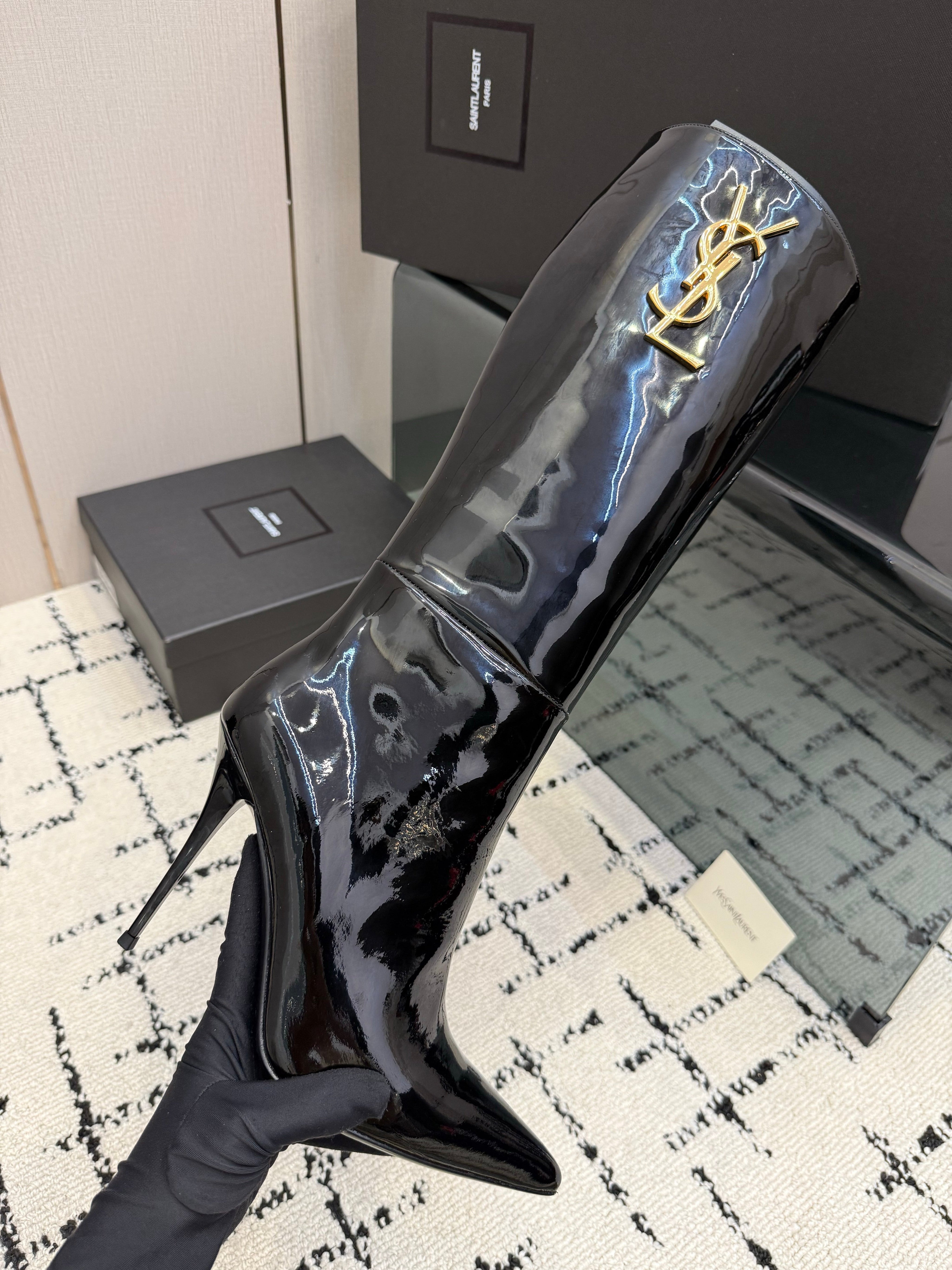 YSL 26S KNEE HIGH BOOTS 100 MM IN BLACK PATENT CALFSKIN