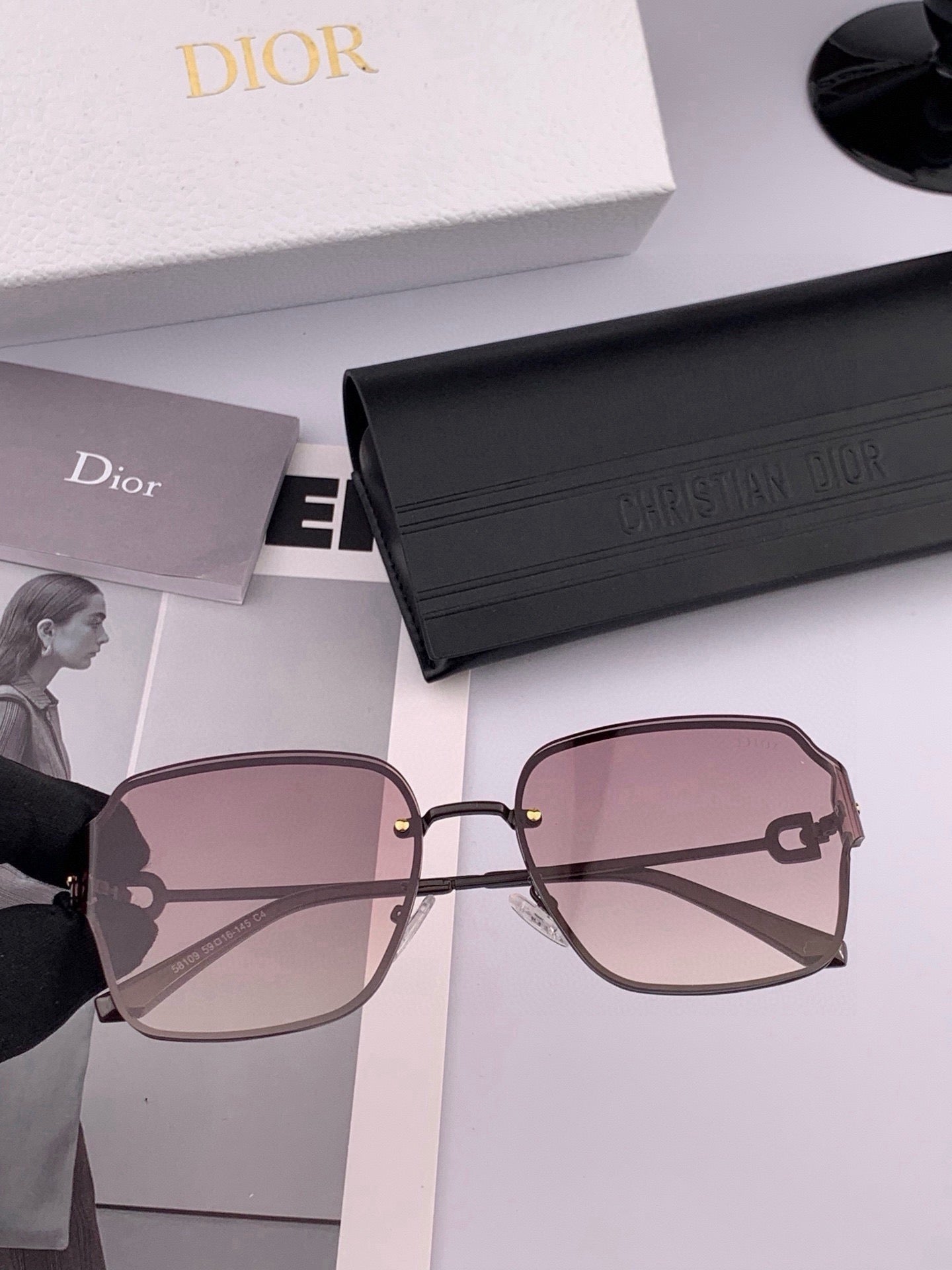 DIOR 26S ROUNDED SQUARE FRAME IN METAL 419174