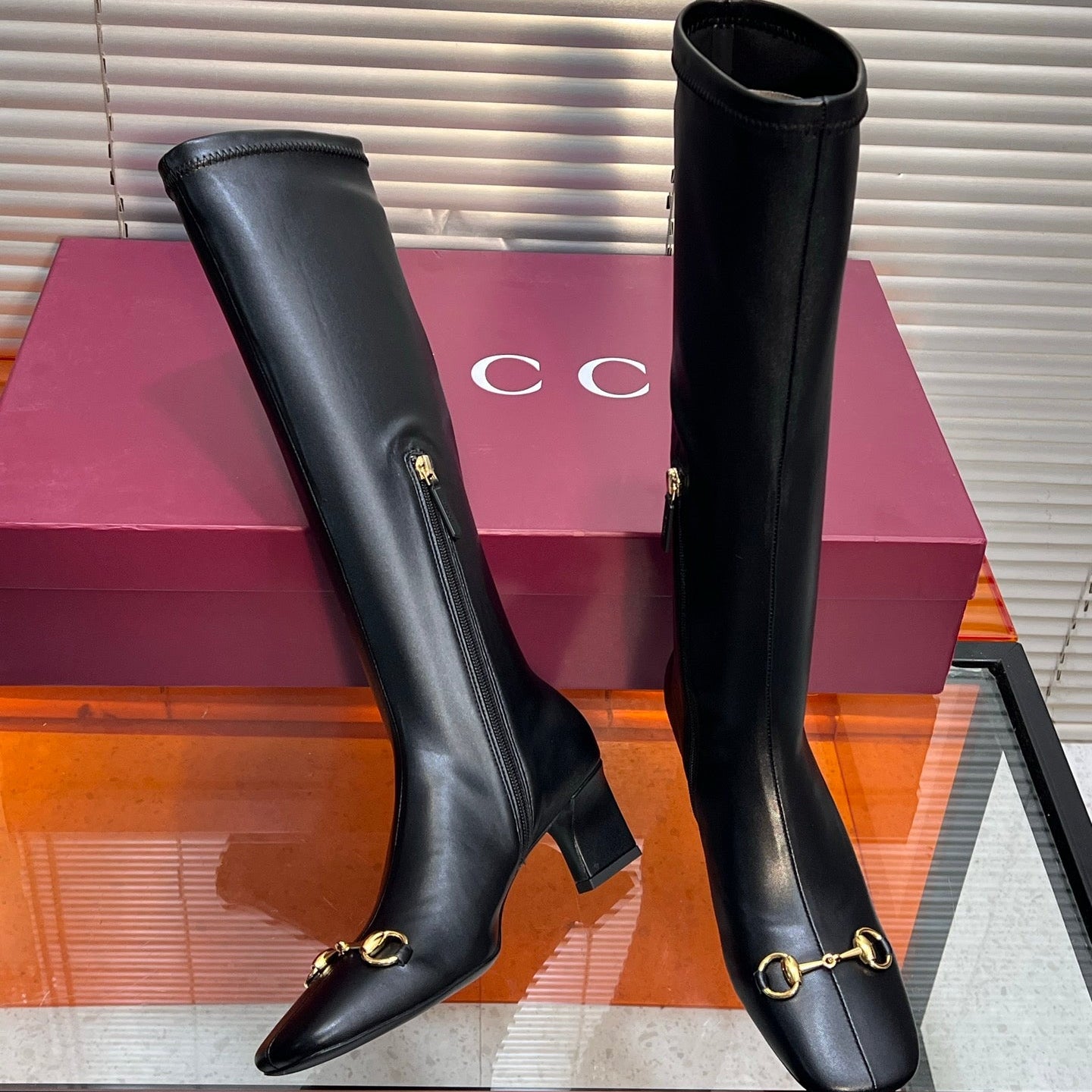 GUCCI 26S HORSEBIT KNEE-HIGH BOOTS 55 MM IN BLACK CALFSKIN