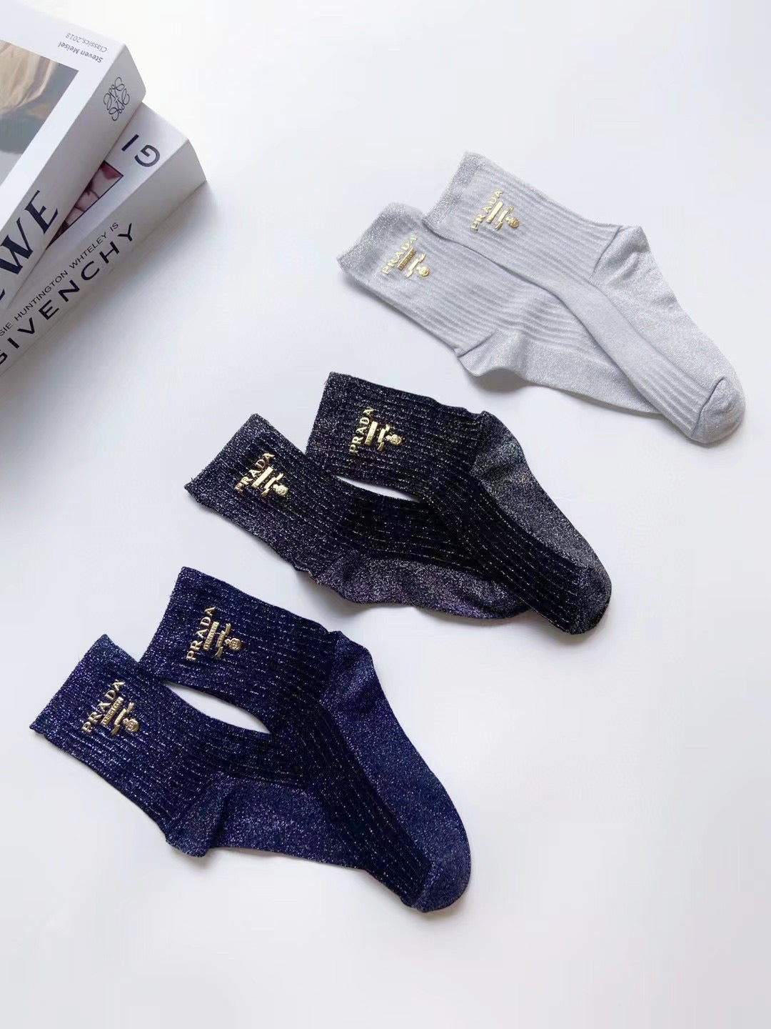 PRADA 26S ANKLE SOCKS 421138 (1 BOX)