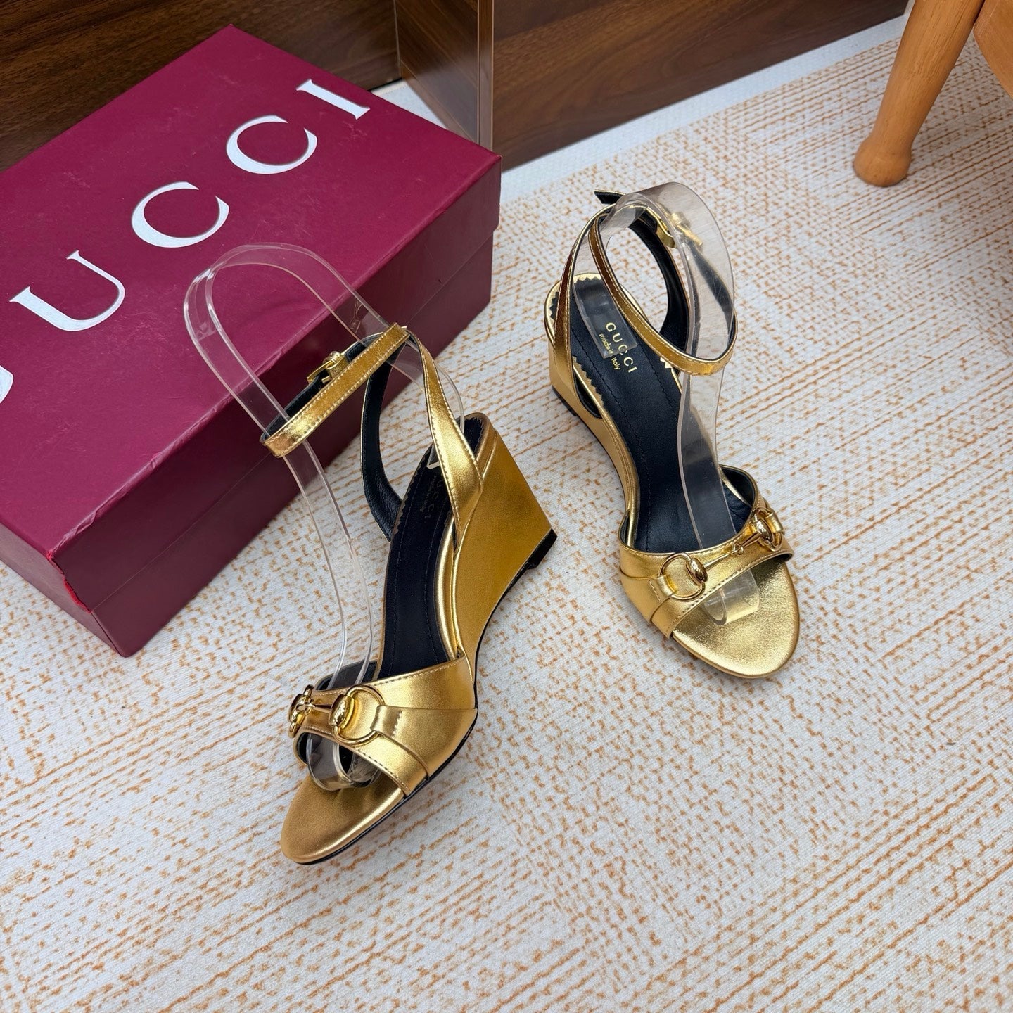 GUCCI 26S WEDGE SANDALS 80 MM IN GOLD CALFSKIN