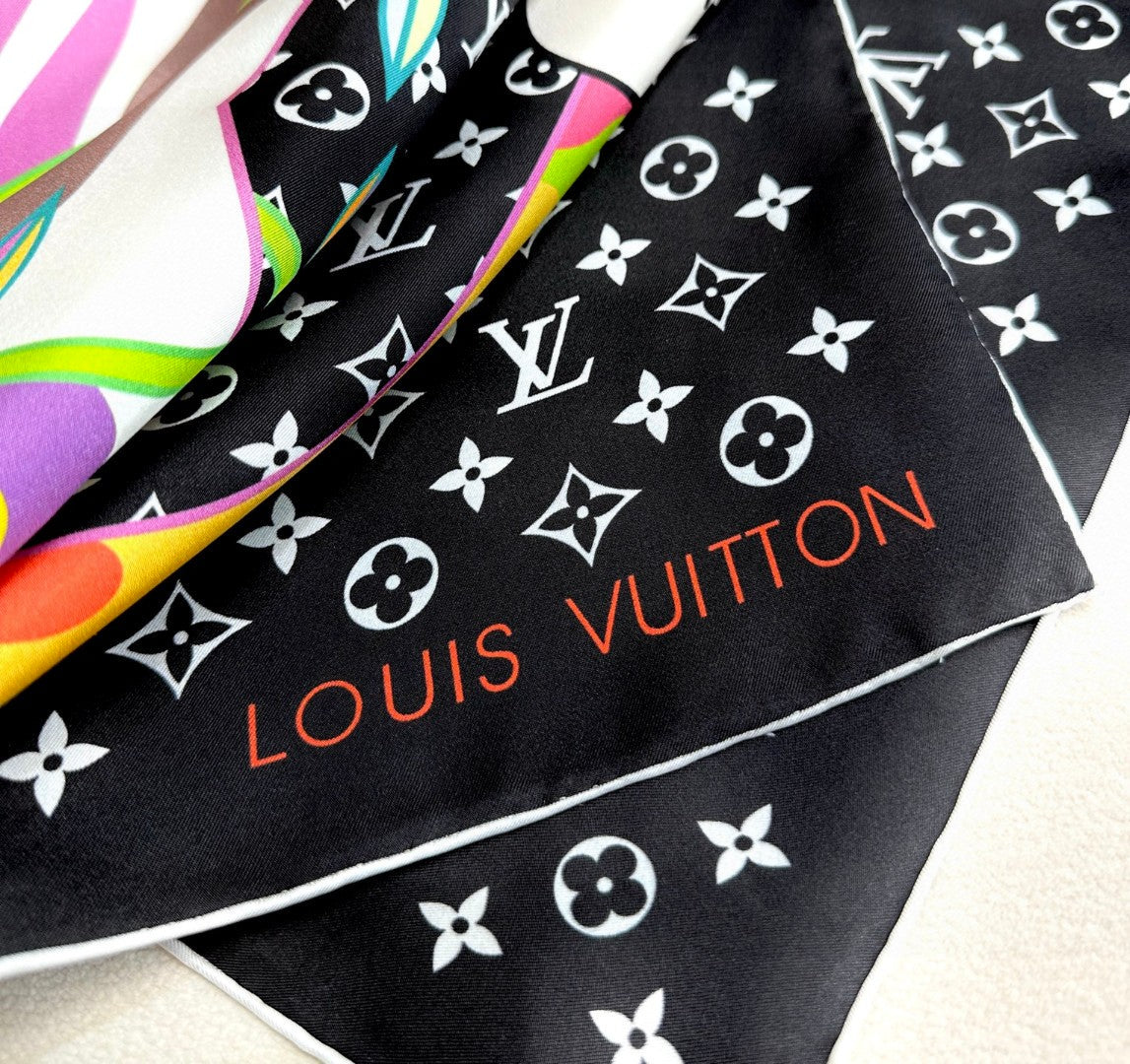 LV SCARF 90 CM IN SILK 733947