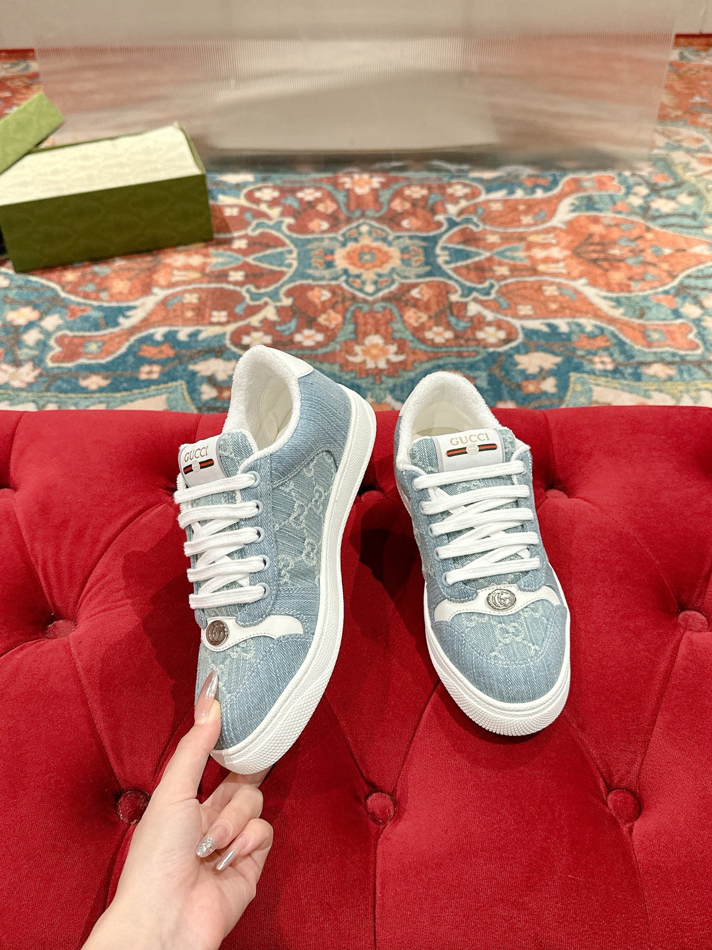 GUCCI 26S SCREENER SNEAKER IN LIGHT BLUE DENIM