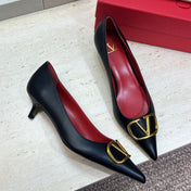 VALENTINO 26S HIGH HEELS 40 MM IN BLACK CALFSKIN WITH GOLD HARDWARE