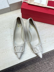 VALENTINO 26S HIGH HEELS 80 MM IN CREAM WHITE CALFSKIN